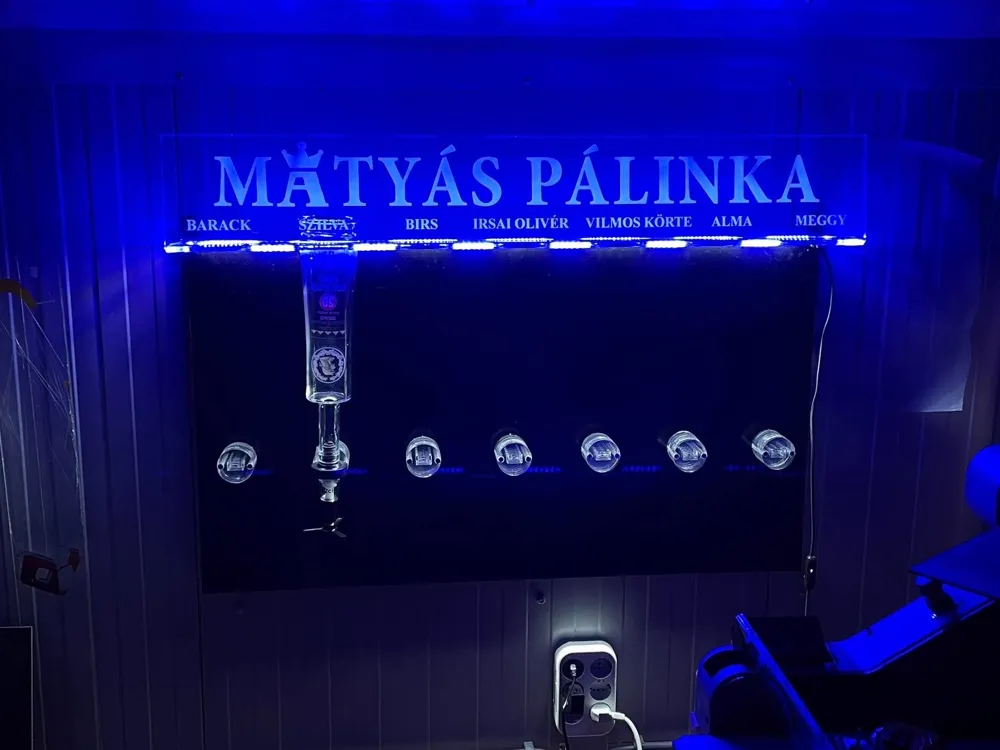 Kreatív szolgáltatások, 1. munka